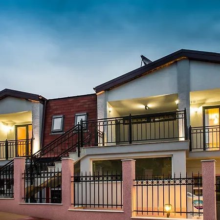 酒店 Emmar 兹拉托格勒