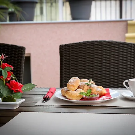 Emmar Hotel