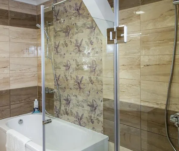 酒店 Emmar 兹拉托格勒