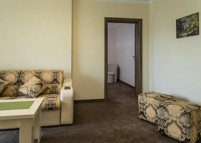 酒店 Emmar 兹拉托格勒